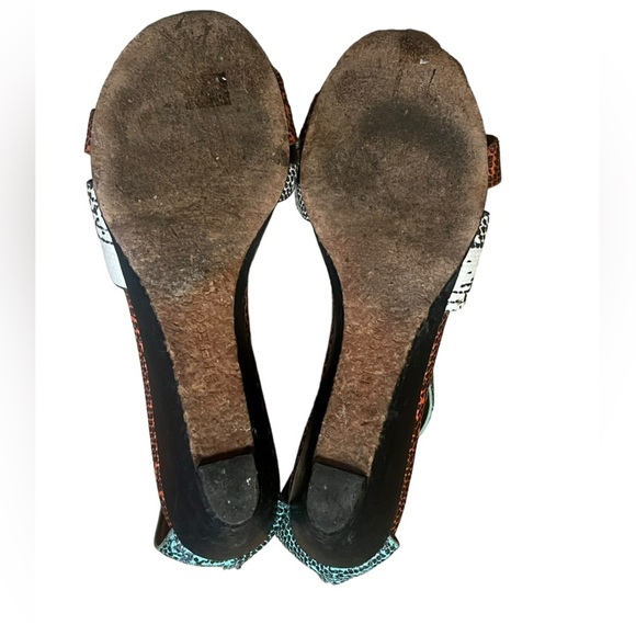 Rebecca Minkoff multicolor snake print ankle strap wedge sandals - Picture 11 of 11